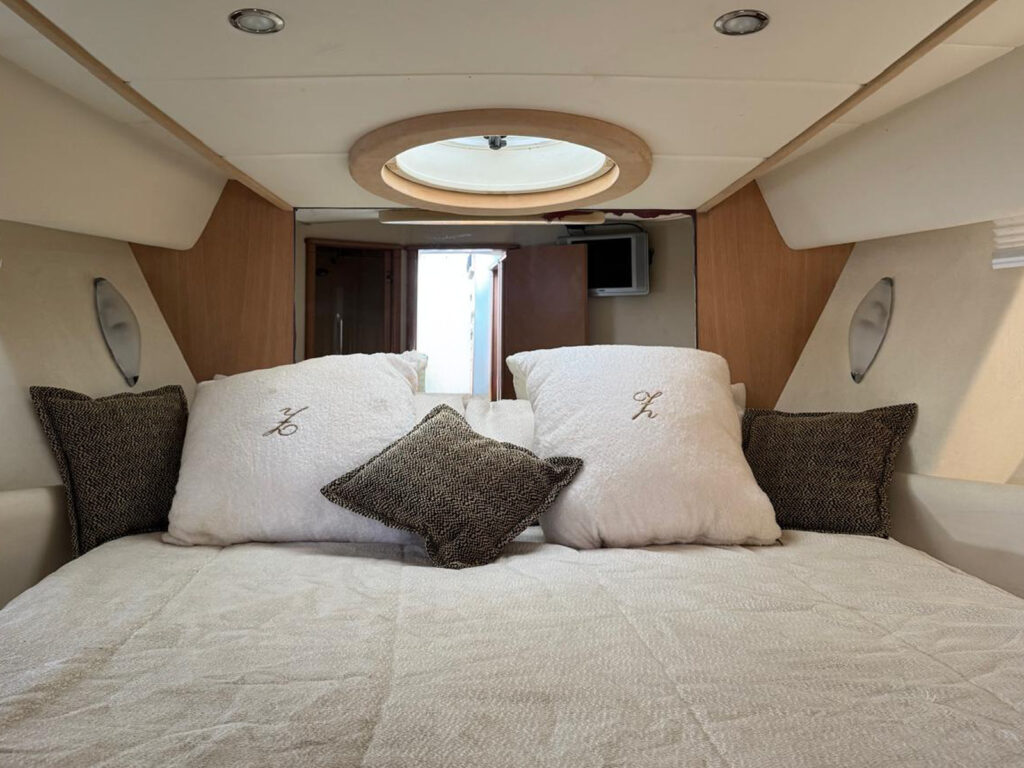Charter Boat Puerto Banus - Our Yacht - Astondoa Interior